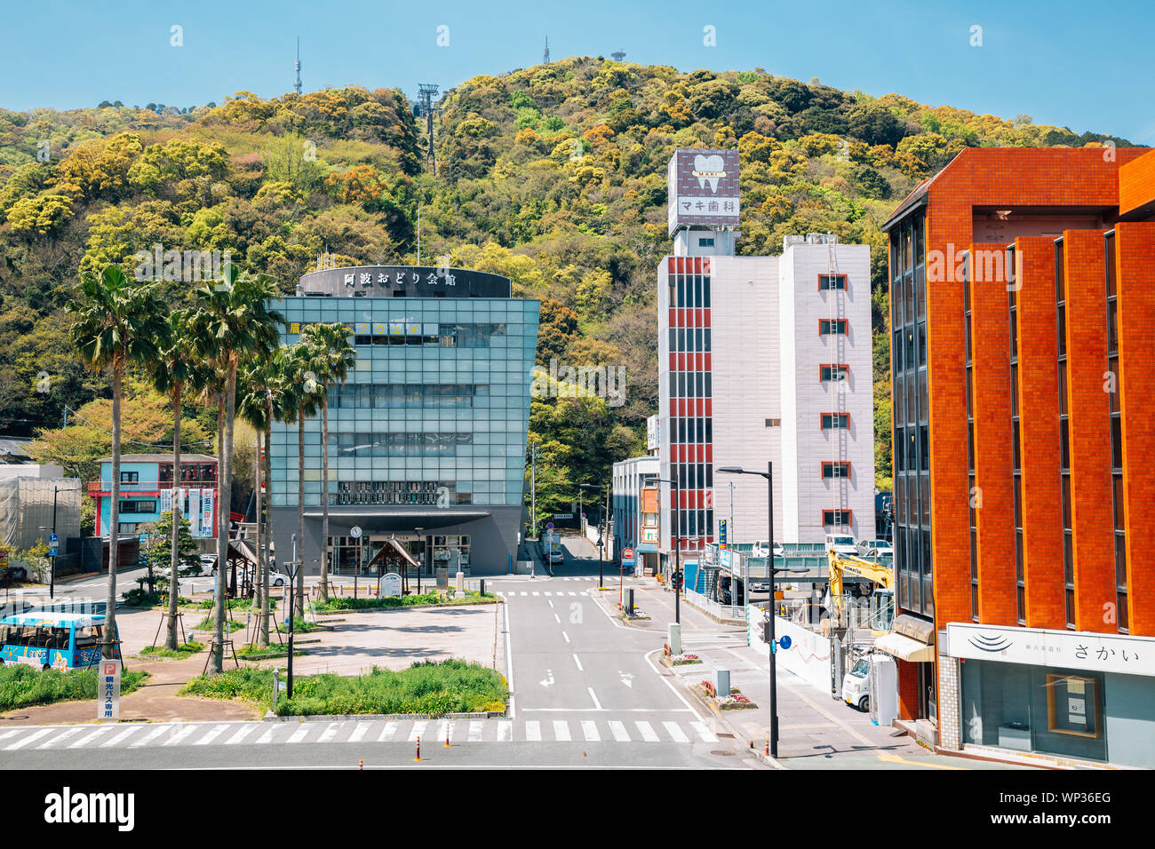 Tokushima, Shikoku, Giappone - 18 Aprile 2019 : l'Awa Odori Bizan Hall teleferica Foto Stock