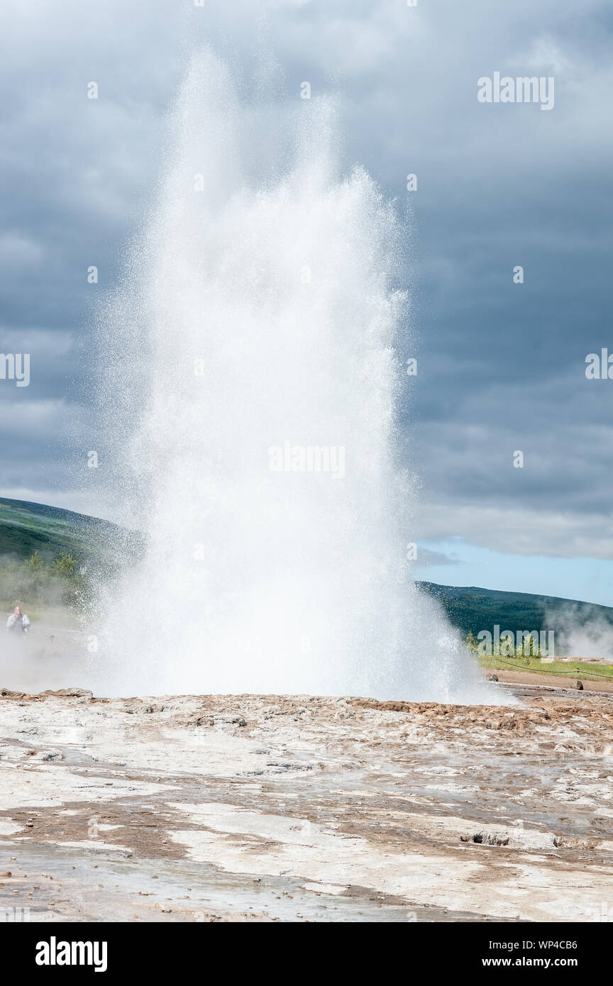 Geysir geotermica primavera calda area, Sudhurland, Islanda Foto Stock