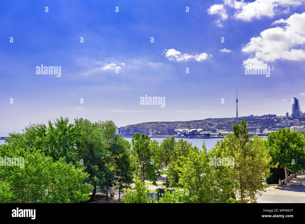 Vista del National Seaside Park della città di Baku Foto Stock