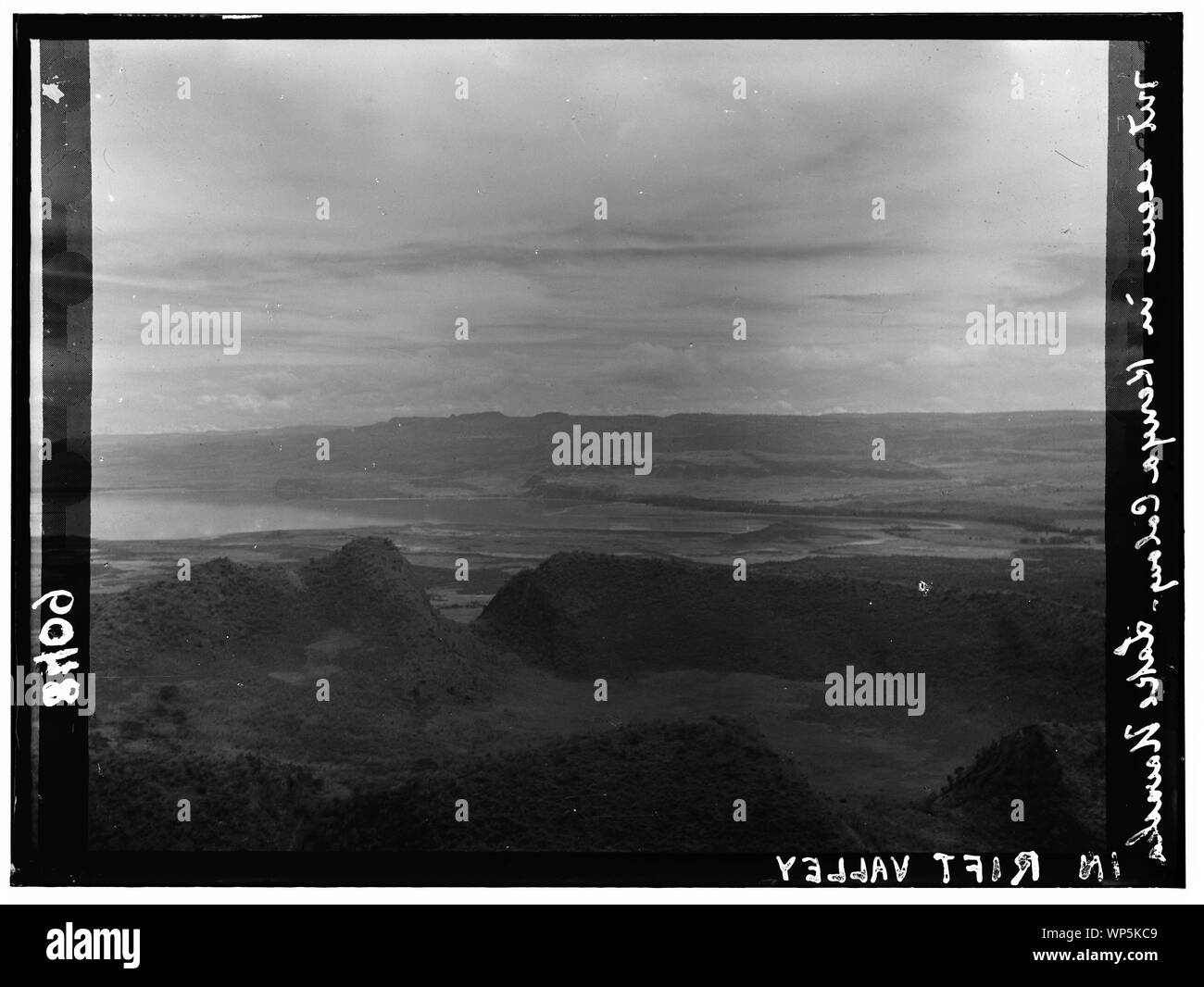 Kenya Colony. Rift Valley e en route a Nairobi. Lake Naivasha, a distanza Foto Stock