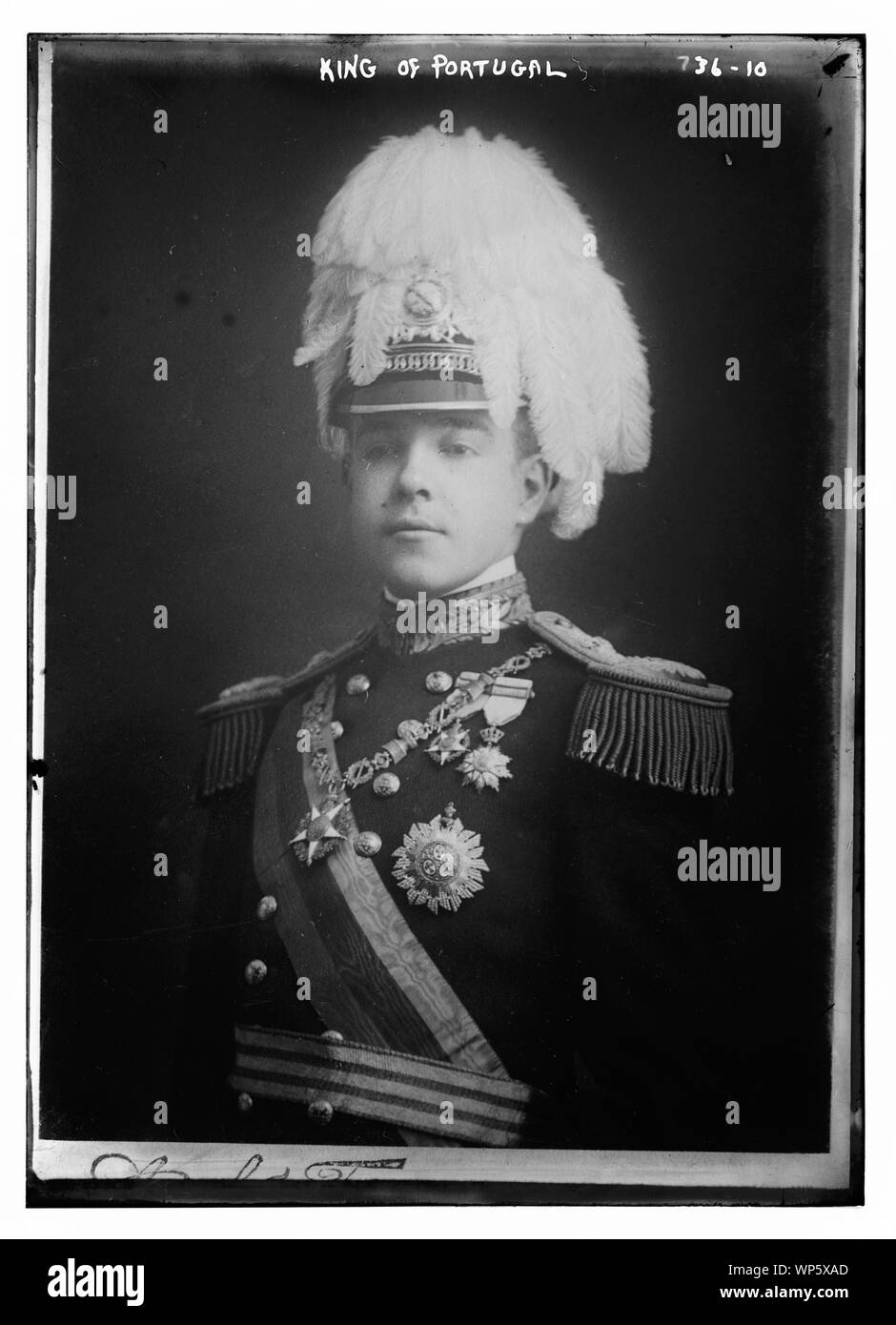 Il re del Portogallo, in uniforme Foto Stock