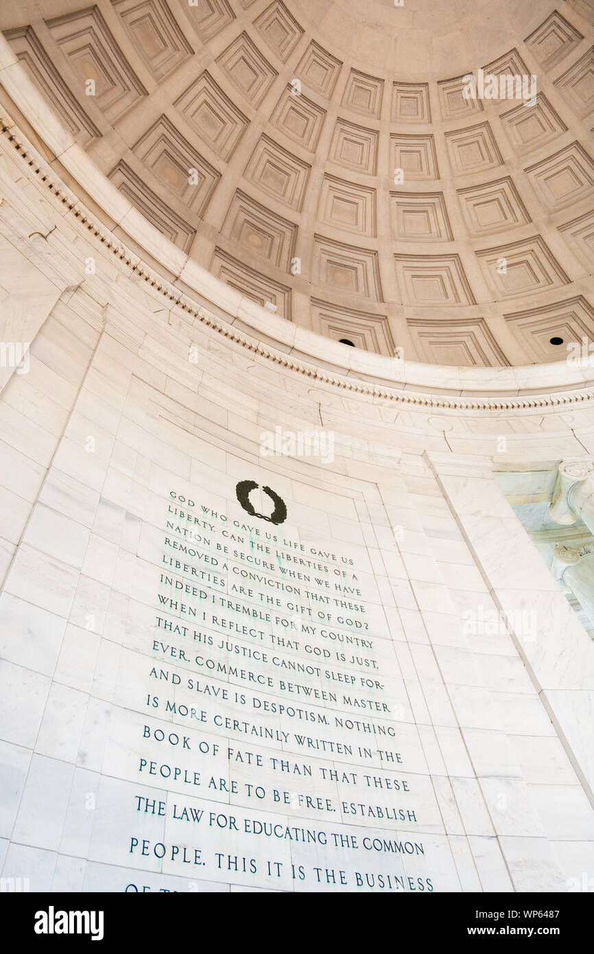 Thomas Jefferson Memorial, un estratto dai suoi scritti, Washington DC, Stati Uniti d'America Foto Stock