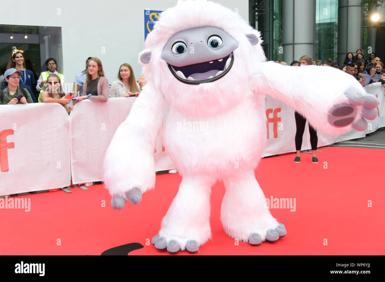 Toronto, Ontario, Canada. 7 Sep, 2019. Un carattere è considerato a "l' abominevole premiere durante il 2019 Toronto International Film Festival a Roy Thomson Hall su Settembre 07, 2019 a Toronto in Canada Credit: Igor Vidyashev/ZUMA filo/Alamy Live News Foto Stock