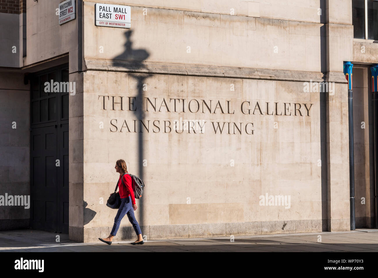 L'ala Sainsbury della National Gallery iscrizione Foto Stock