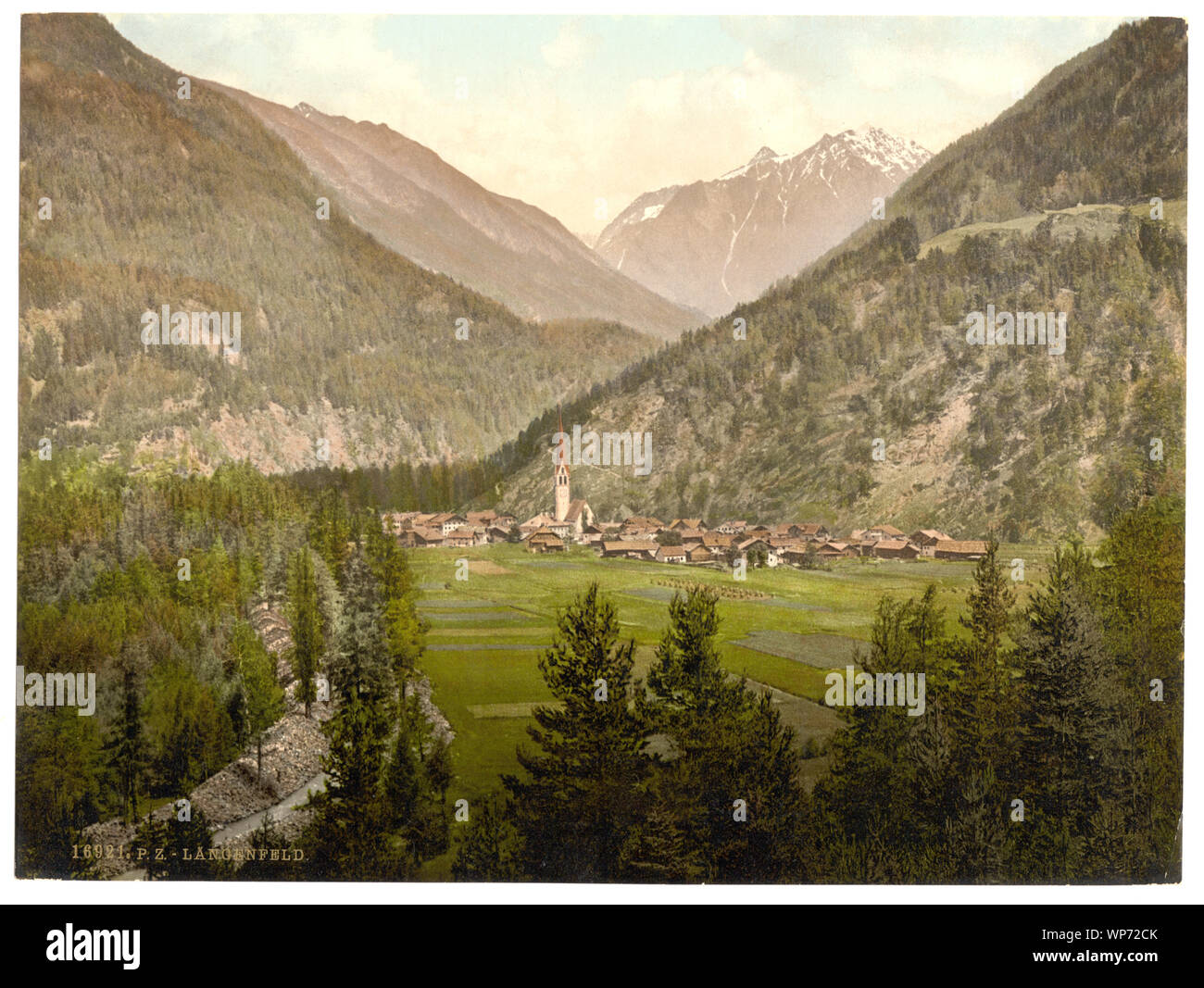 Langenfeld, vista generale, Tirolo, Austro-Hungary; fa parte di: viste dell'Impero Austro-ungarico nella stampa Photochrom collection.; titolo dalla Detroit Publishing Co., catalogo J-sezione estera, Detroit, Michigan. : Detroit Publishing Company, 1905.; stampa n. 16921.; Foto Stock
