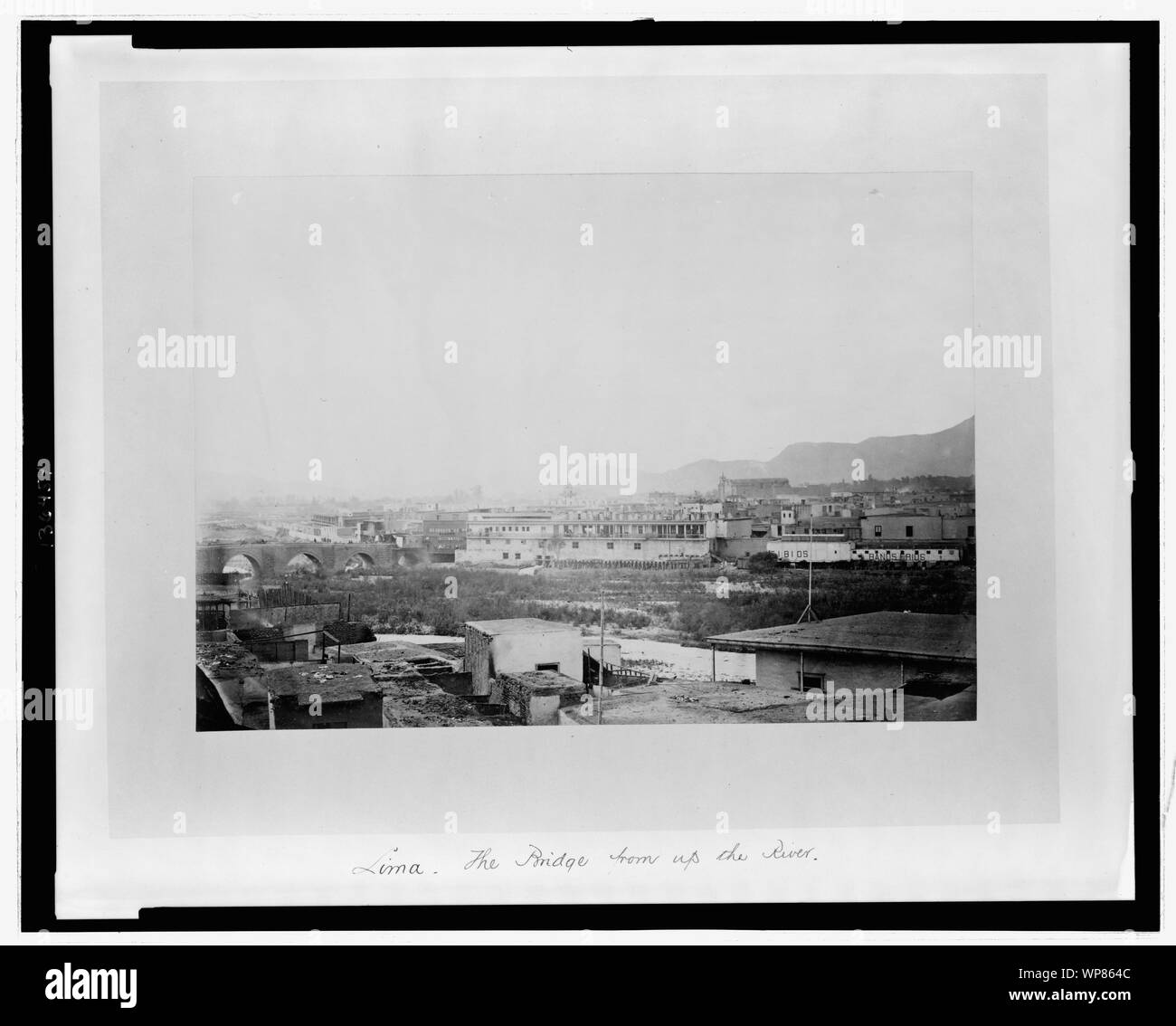 Lima. Il ponte dal fino al fiume Foto Stock