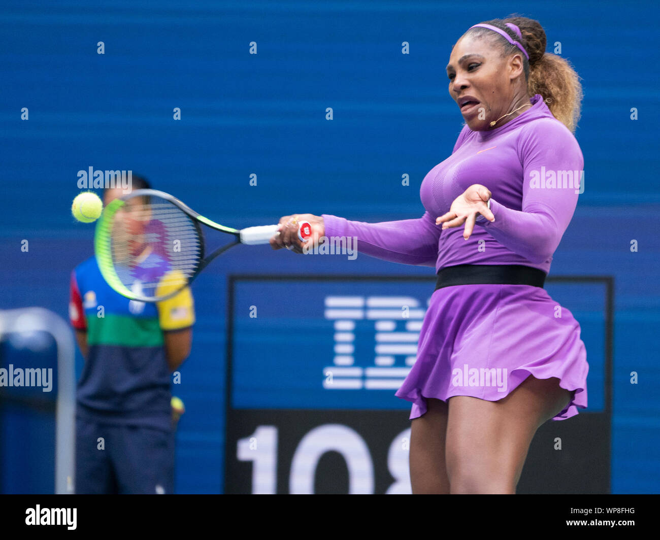 Lavaggio, Queens, NY, STATI UNITI D'AMERICA. 7 Sep, 2019. Serena Williams (USA) perde a Bianca Andreescu (CAN) 6-3, 7-5, all'US Open suonata in Billie Jean King National Tennis Center in Flushing, Queens, a New York. © Jo Becktold/CSM/Alamy Live News Foto Stock