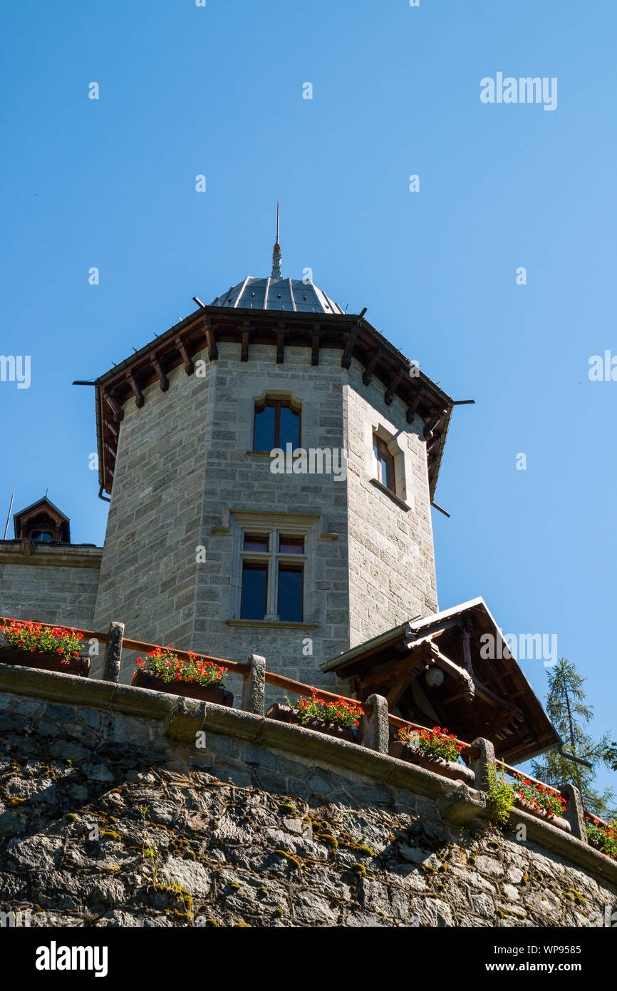 Il castello di Savoia, Gressoney-Saint-Jean, Aosta, Valle d'Aosta, Italia Foto Stock