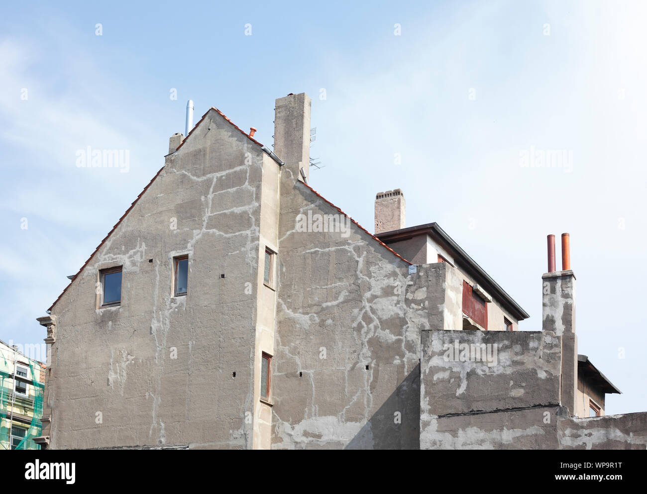 Vecchia casa grigia parete, Bremerhaven, Germania Foto Stock