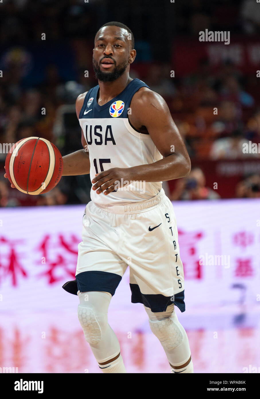 La FIBA World Cup Basket 2019 Cina. USA vs GreeceFIBA World Cup 2019 Basket Shenzhen. Stati Uniti d'America's Point Guard, Kemba Walker, in azione.Stock Alamy Ima Foto Stock