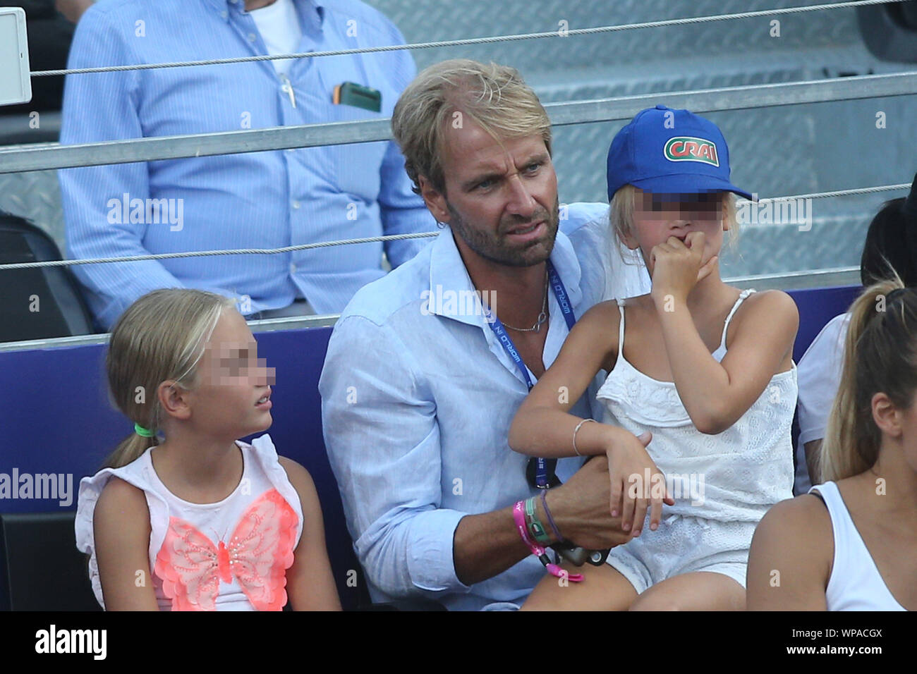 Roma, Italia - settembre 07,2019: Vip sulle tribune, Rosolino e la famiglia presso le semifinali - Donne World Tour Roma Beach Volley finali 2018/2019, Olympic i qualificatori match Brasile vs Brasile, a Roma lo Stadio di tennis. Foto Stock