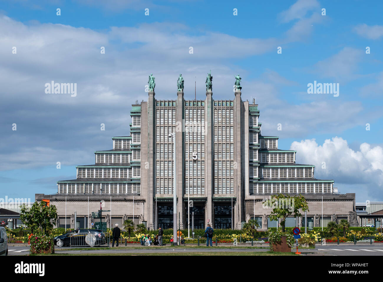 Il Centenario Palace in Heysel, Bruxelles, Belgio è stato uno dei punti salienti del 1935 World Exposition, e successiva Expo 1958. Foto Stock