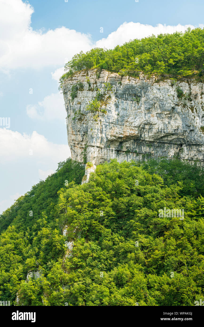 Paesaggio panoramico nei pressi della Madonna della Corona Santuario, nella provincia di Verona, regione Veneto, Italia. Foto Stock