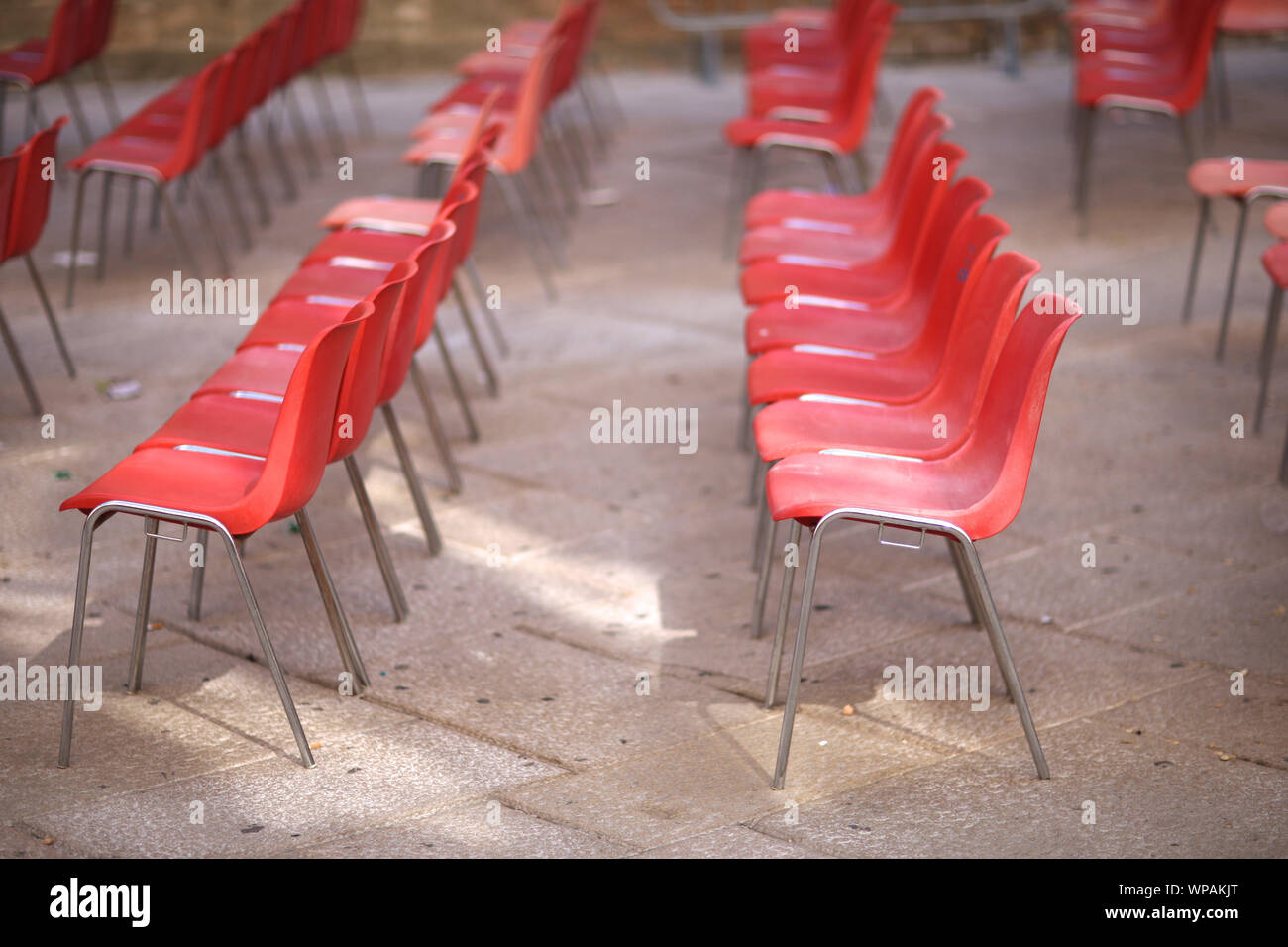 Auditorium improvvisato nella piazza della città antica. Lecce, Puglia, Italia Foto Stock