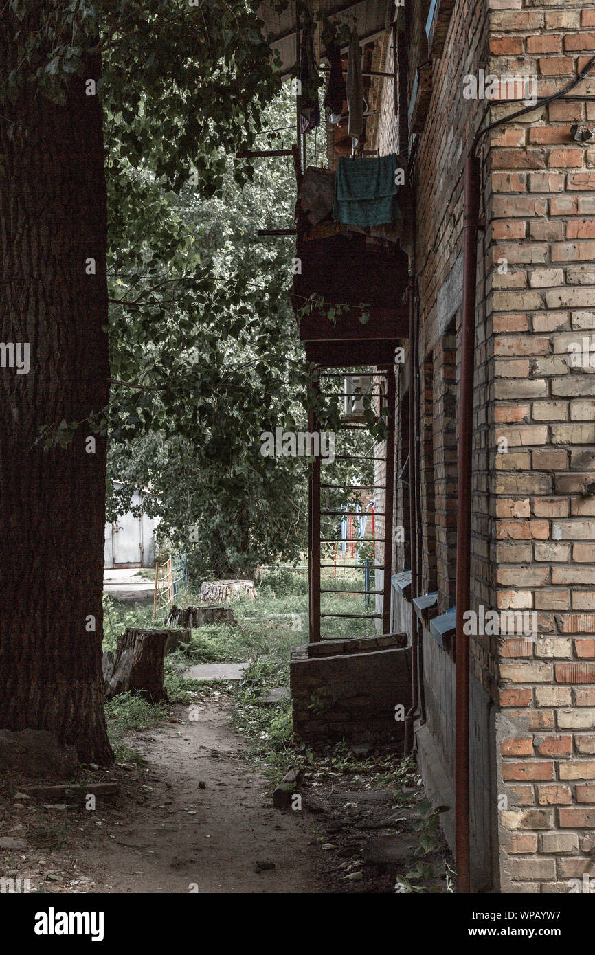 Retro della vecchia casa vicino al Ivano Frankyvsk Foto Stock