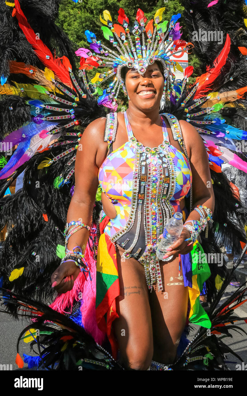 Hackney, Londra, Regno Unito. 08 Sep, 2019. I partecipanti e festaioli godere di una grande tranquillità e divertimento riempito Hackney Carnevale 2019 parade di splendido sole, riflettendo il borgo della celebre la creatività e la diversità. Credito: Imageplotter/Alamy Live News Foto Stock