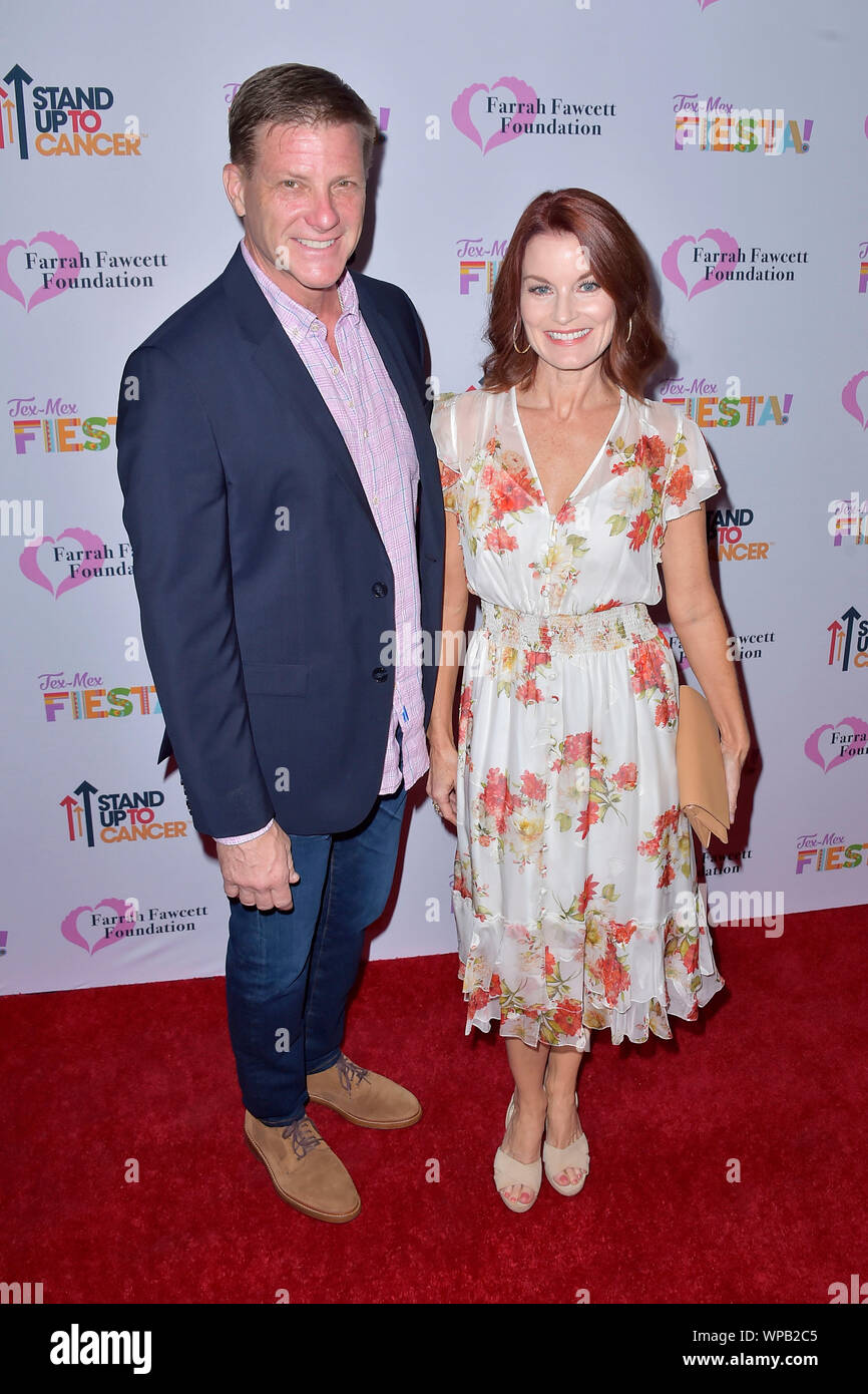 Doug Savant e Laura Leighton frequentando il Farrah Fawcett Foundation's Tex Mex Fiesta a Wallis Annenberg Center for the Performing Arts il 6 settembre 2019 a Beverly Hills, la California. Foto Stock