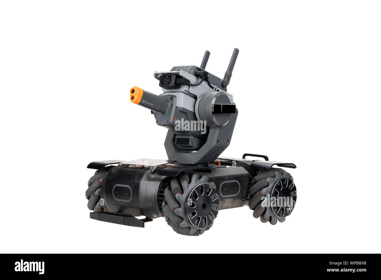 Bangkok, Tailandia - 6 Sep, 2019: DJI Robomaster S1 programmabile robot educativo isolati su sfondo bianco. A titolo illustrativo contenuto editoriale. Foto Stock