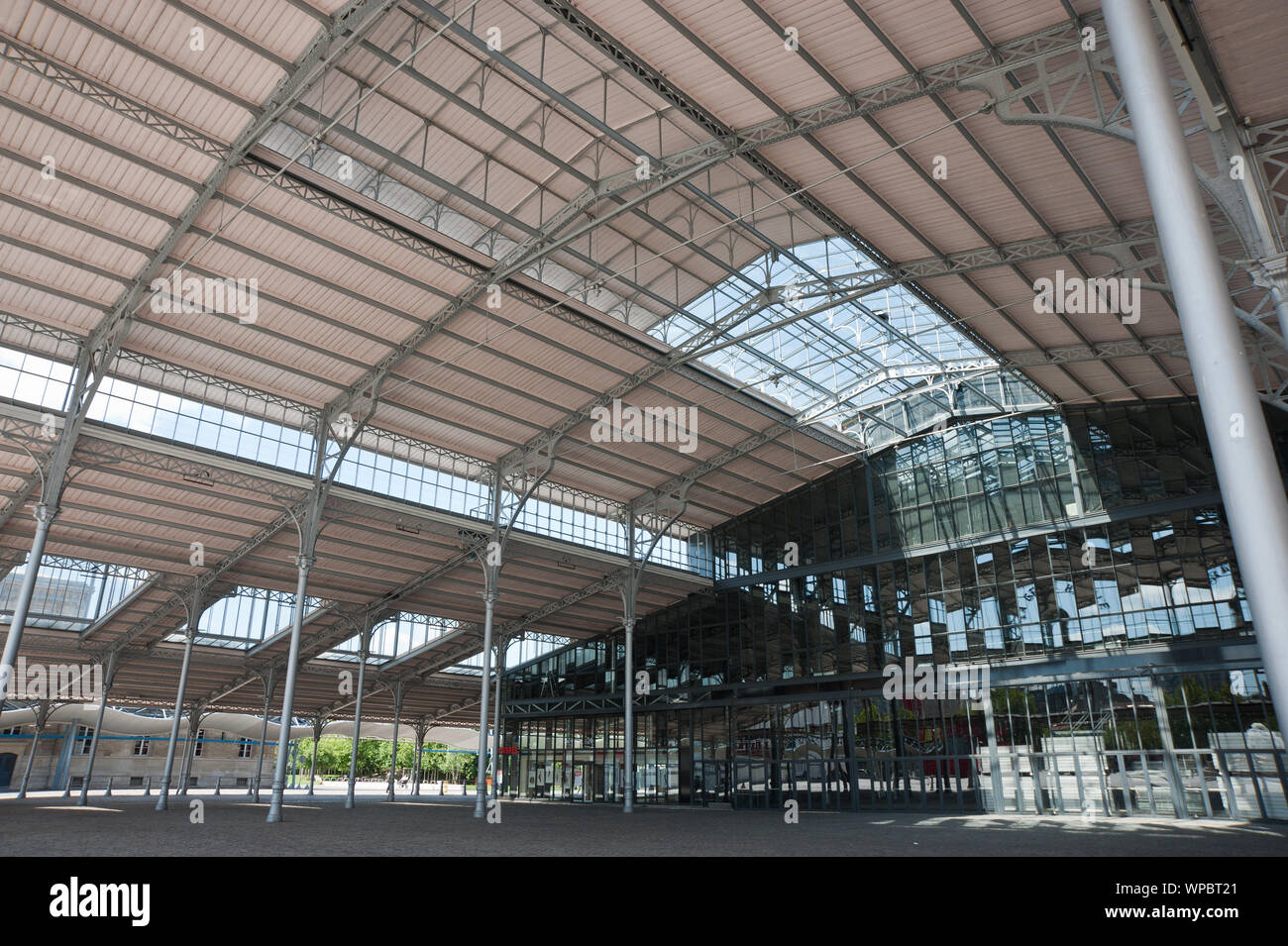 Paris, Parc de la Villette, La Grande Halle, ehemaliger Schlachthof, Jules de Mérindol 1867 Foto Stock