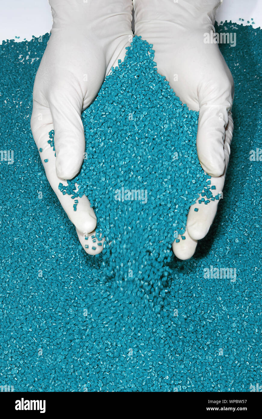La chimica controllo granulato polimero in laboratorio Foto Stock