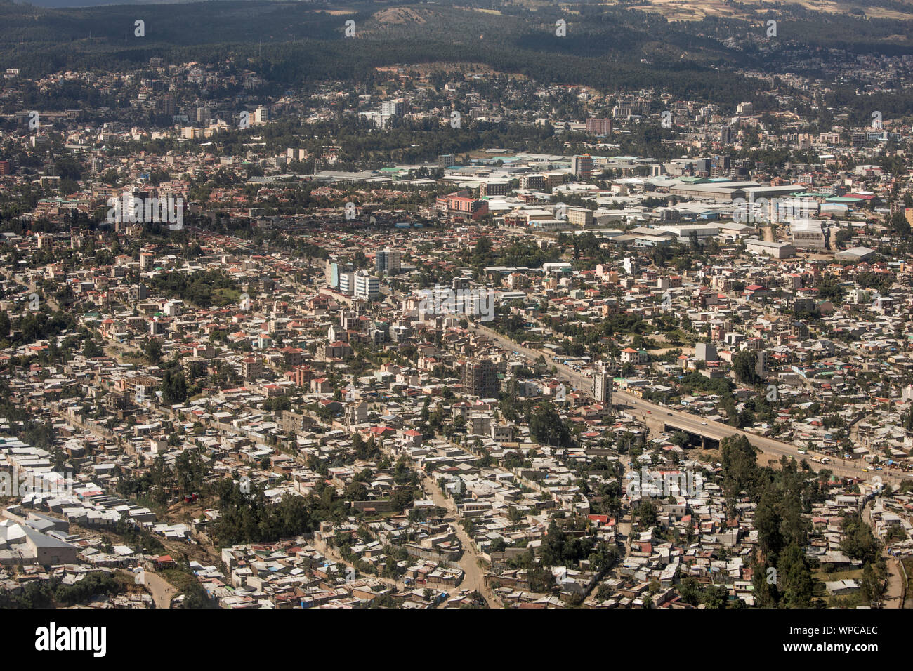 Vista aerea della popolosa città di Addis Abeba, Etiopia Foto Stock