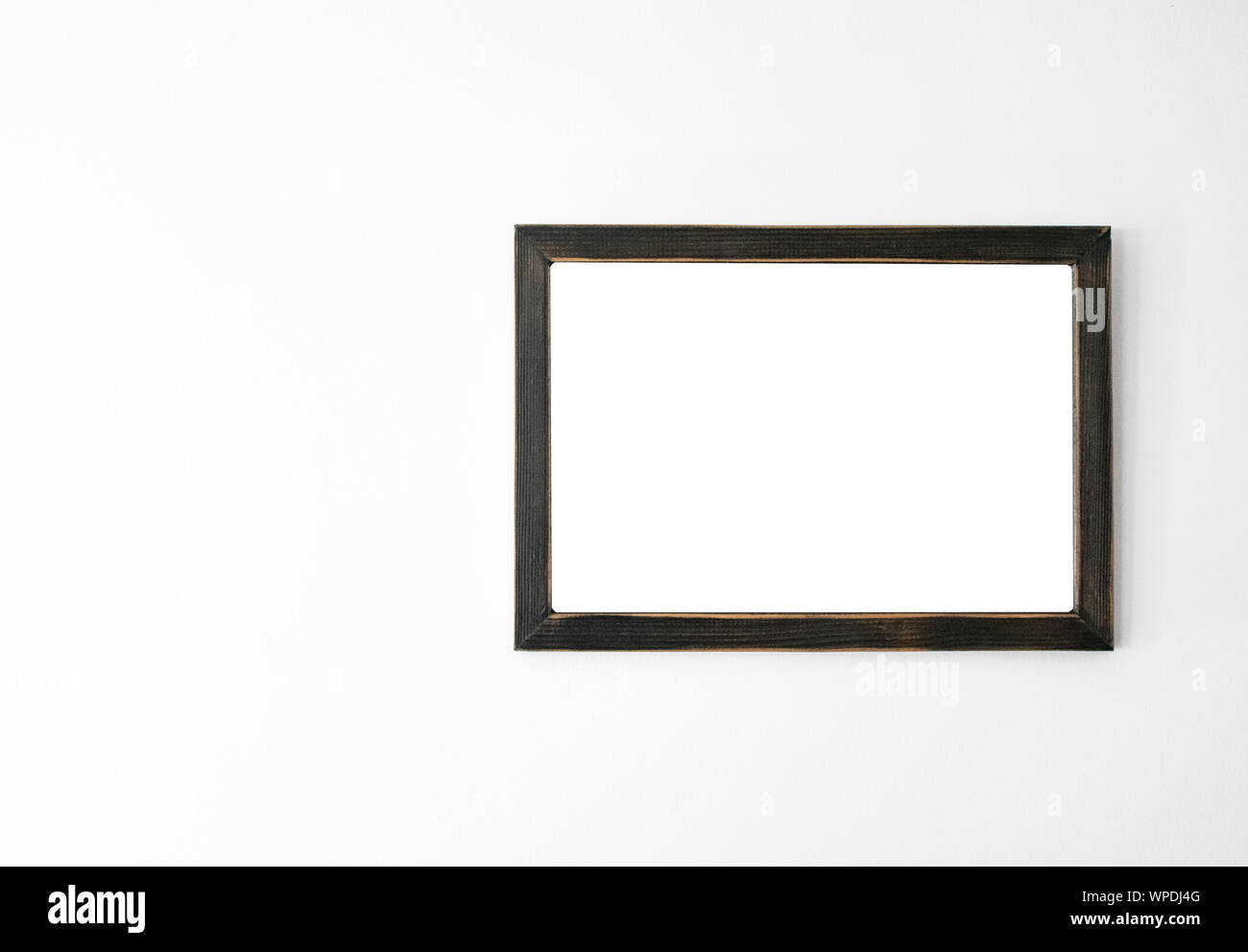 Photo Frame mockup design. Bordo in legno su uno sfondo bianco. design retrò Foto Stock