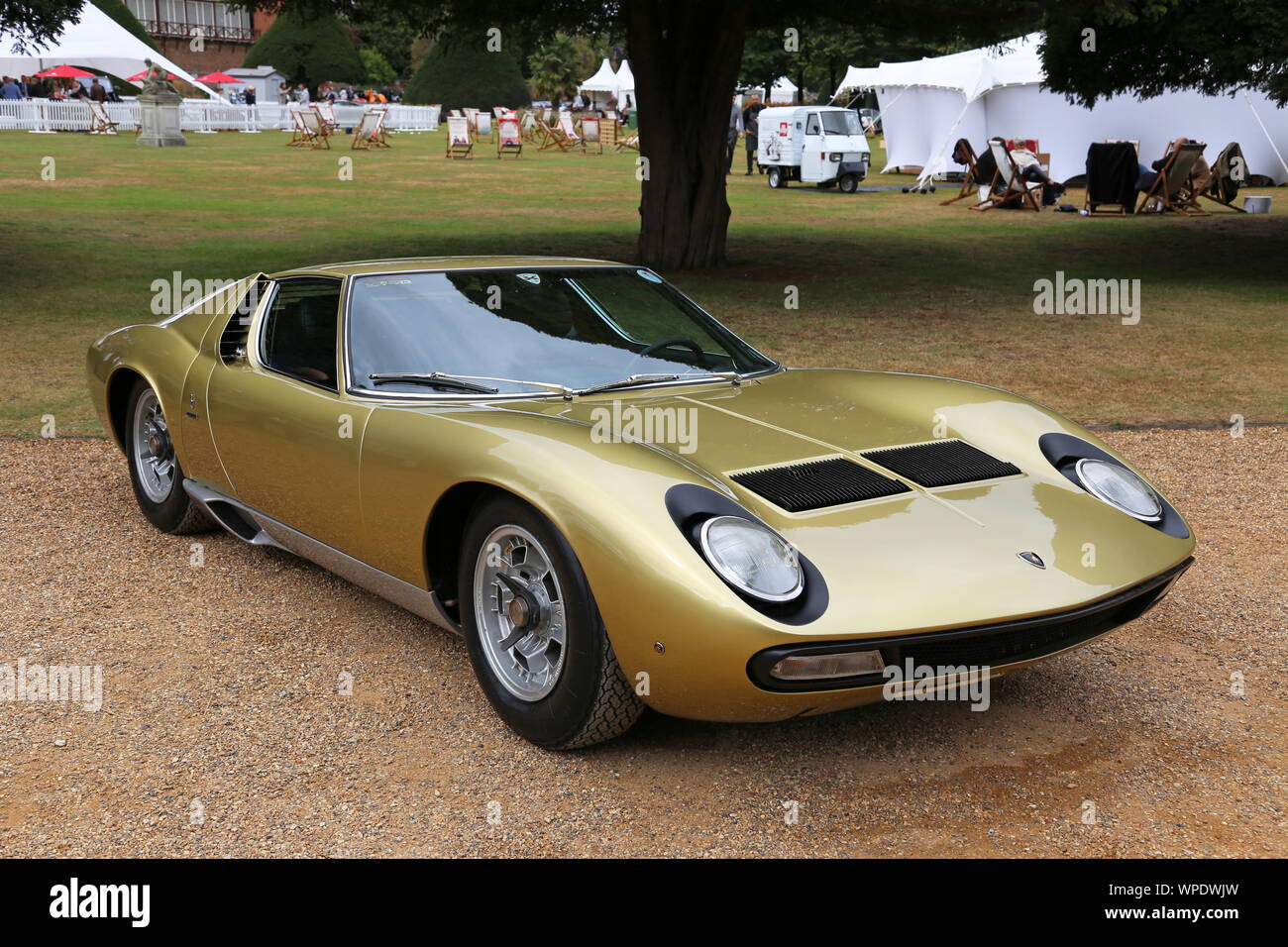 Lamborghini Miura P400 S (1970), il Concours di eleganza 2019, Hampton Court Palace, East Molesey Surrey, Inghilterra, Gran Bretagna, Regno Unito, Europa Foto Stock