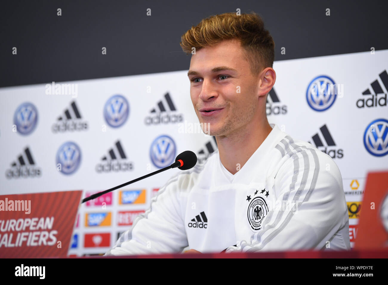 Joshua Kimmich (Germania). GES/Fussball/EM Qualifica: Conferenza stampa del team nazionale tedesco a Belfast 08.09.2019 Calcetto: Qualificazioni europee: Conferenza stampa del team nazionale tedesco, Belfast, 8 settembre 2019 | Utilizzo di tutto il mondo Foto Stock