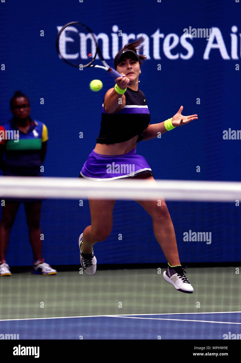 Flushing Meadows, New York, Stati Uniti - 7 settembre 2019. Canada's Bianca Andreescu durante la sua vittoria su Serena Williams nella finale delle donne a US Open a Flushing Meadows, New York. Credito: Adam Stoltman/Alamy Live News Foto Stock