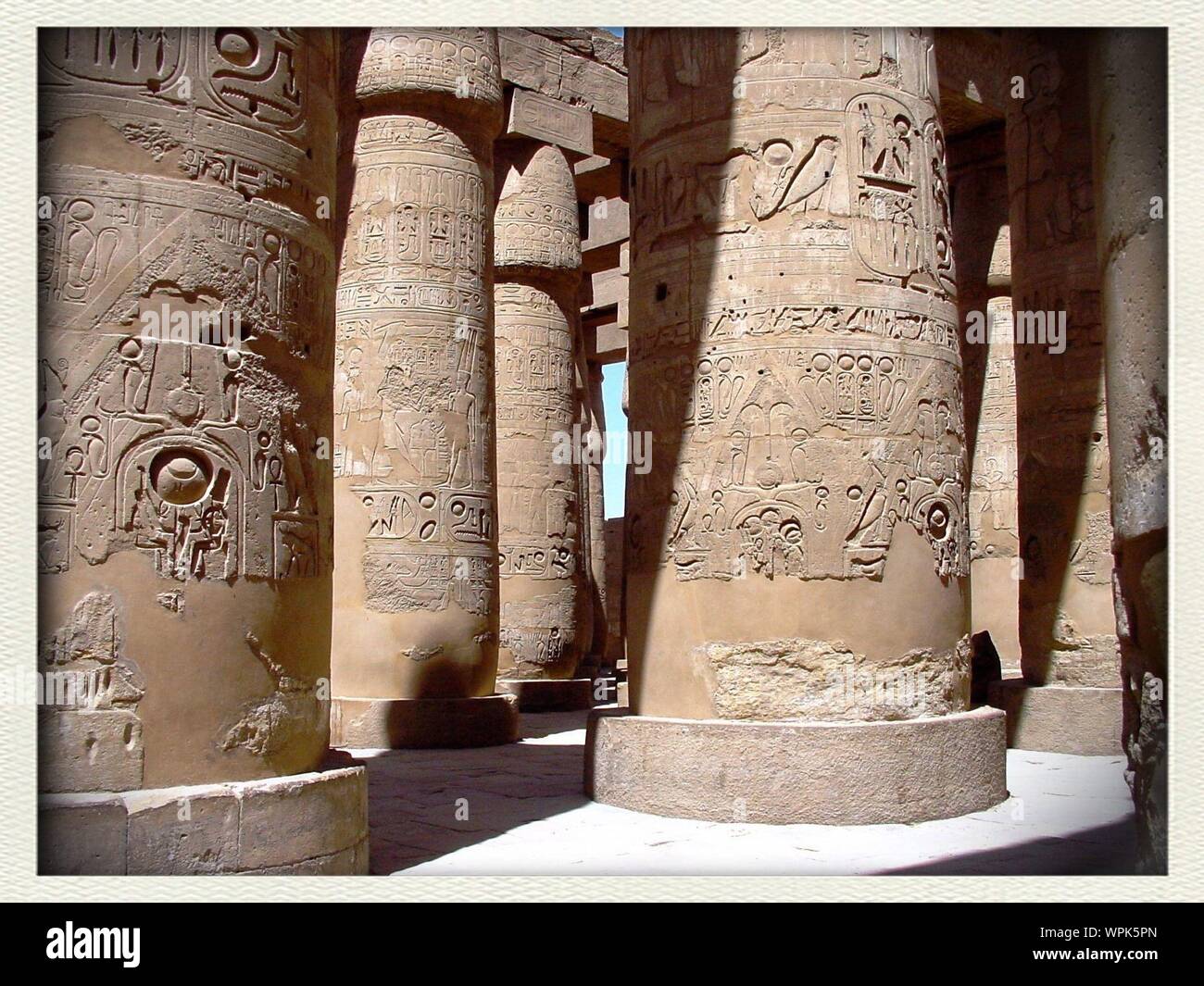 Geroglifici su colonne del Tempio Foto Stock