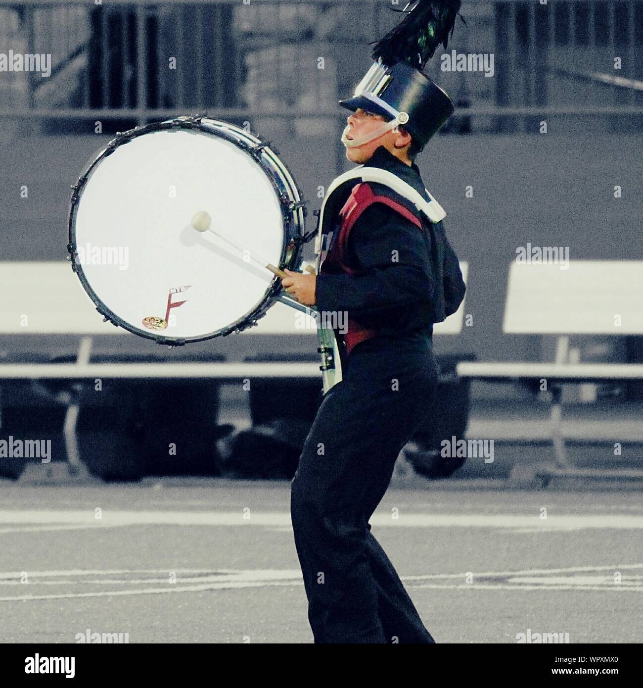 Marching band bass drum immagini e fotografie stock ad alta risoluzione