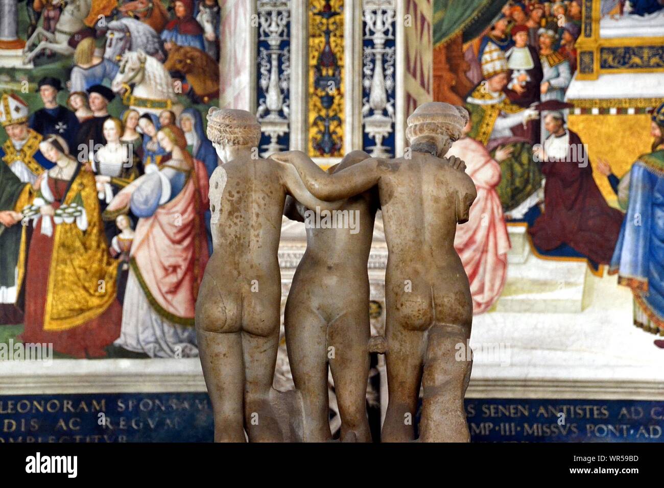 La cultura italiana la scultura alla Cattedrale Foto Stock