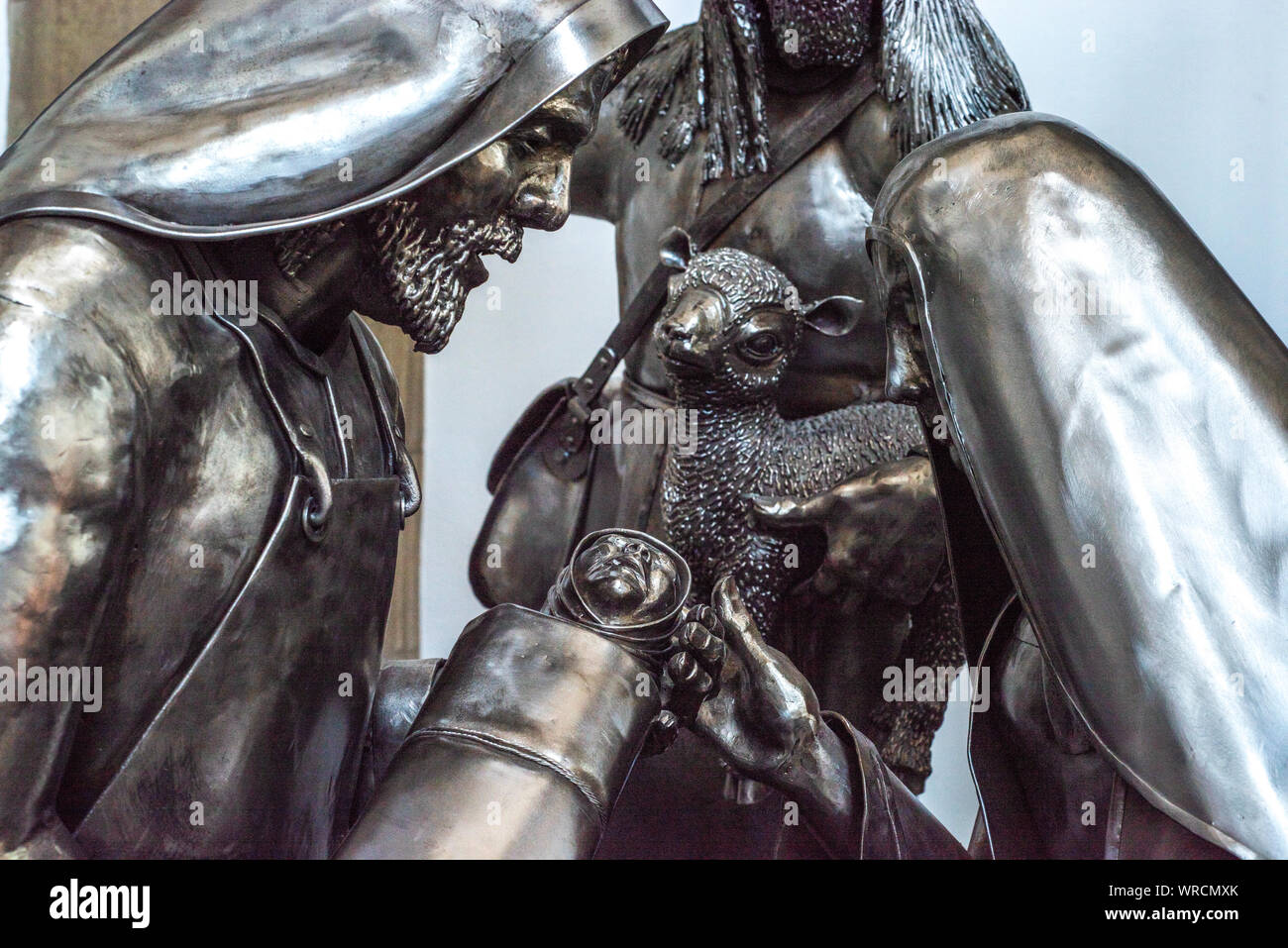 Sheffield, Regno Unito - 14 Giugno 2017: l'Acciaio Sheffield Natività da Brian è sceso a Sheffield Chiesa Cattedrale di San Pietro e di San Paolo Foto Stock