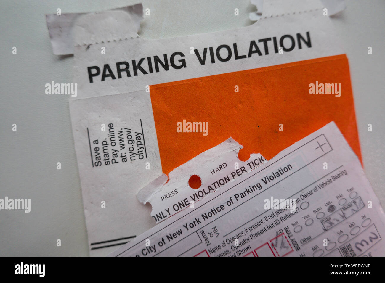 Parcheggio violazione avvolgono e Ticket, NYC Foto Stock