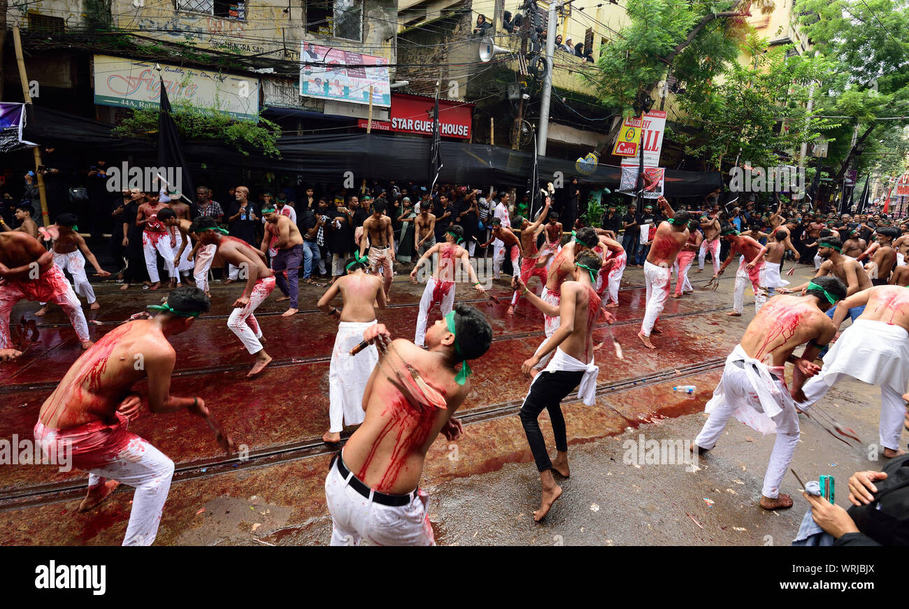 Kolkata, West Bengal, India. Decimo Sep, 2019. Musulmani indiani durante Muharram processione in Kolkata su 10/09/2019 Credit: Sumit Sanyal/ZUMA filo/Alamy Live News Foto Stock
