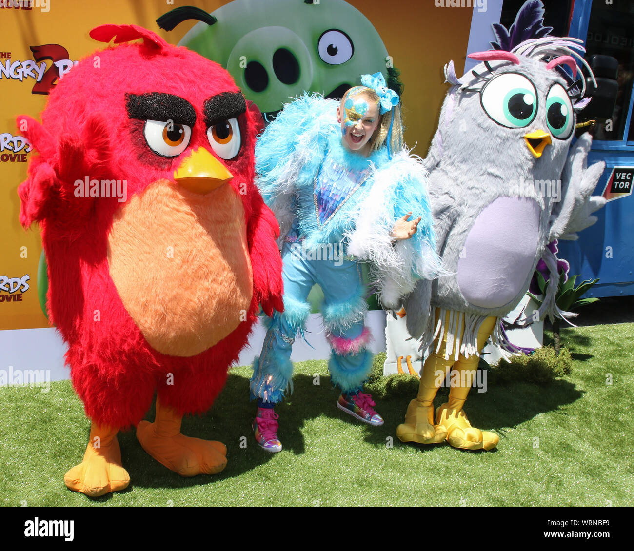 Premiere di Columbia Pictures 'Angry Birds Movie 2' al Regency Theatre di Westwood a Los Angeles, la California il 10 agosto 2019 dotate di: Jojo Siwa dove: Los Angeles, California, Stati Uniti quando: 10 Ago 2019 Credit: Sheri Determan/WENN.com Foto Stock