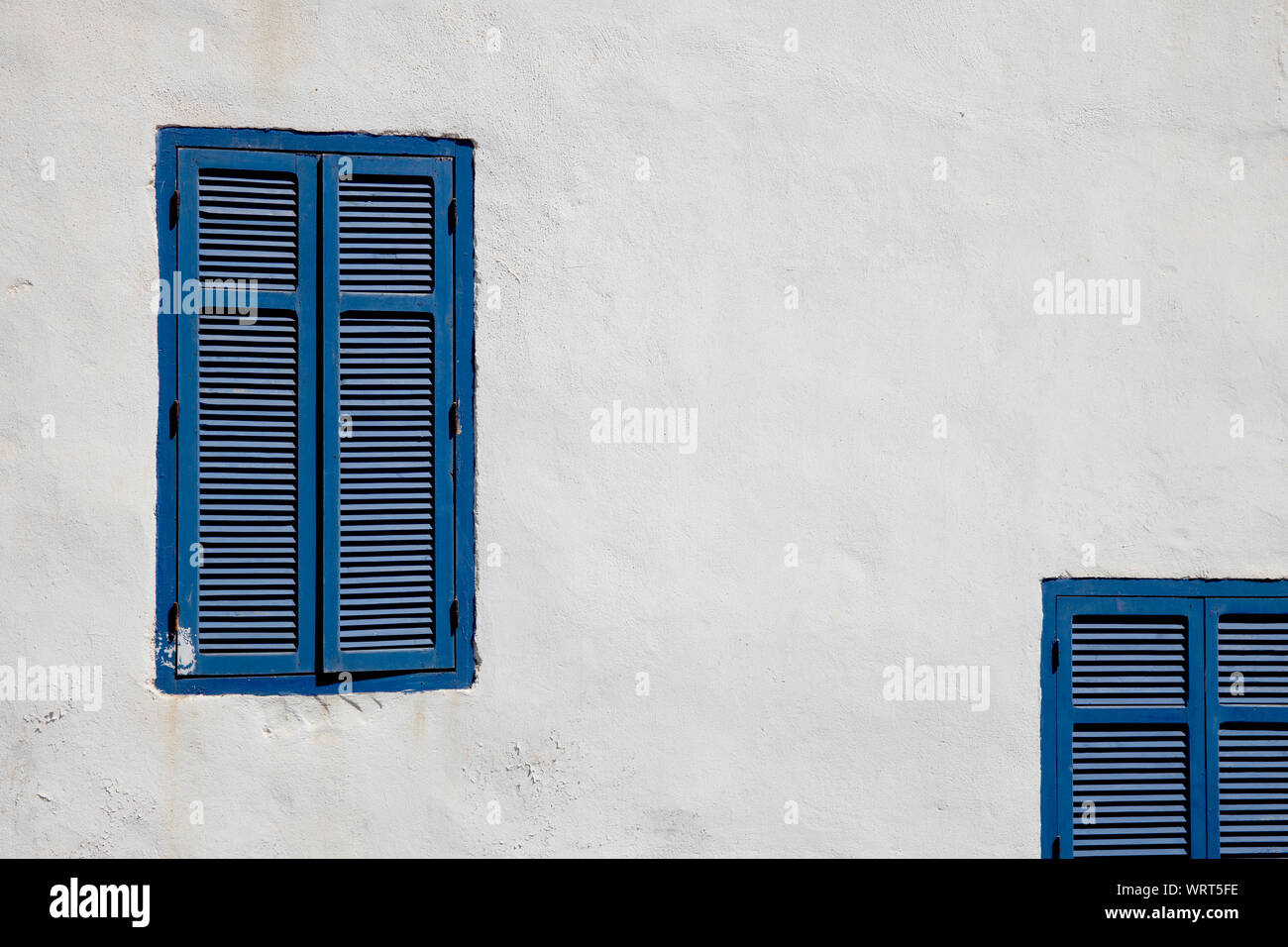 Bello e insolito blue windows trovato nella città blu del Marocco, Chefchaouen Foto Stock