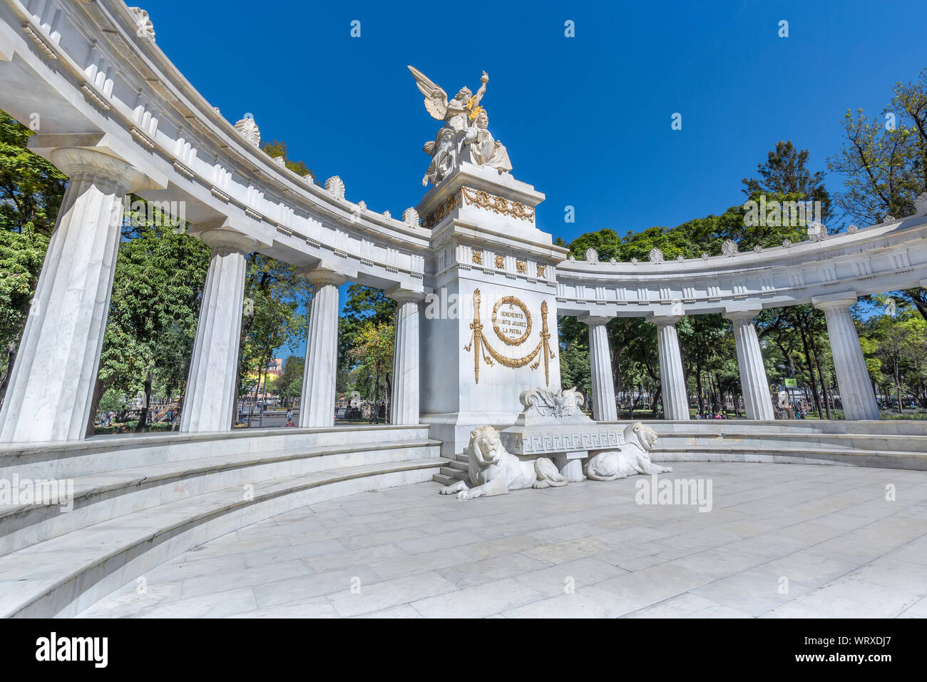 Città del Messico, Messico-2 agosto, 2019: Landmark Benito Juarez monumento (l'Juarez emiciclo) a Città del Messico Alameda Central Park Foto Stock