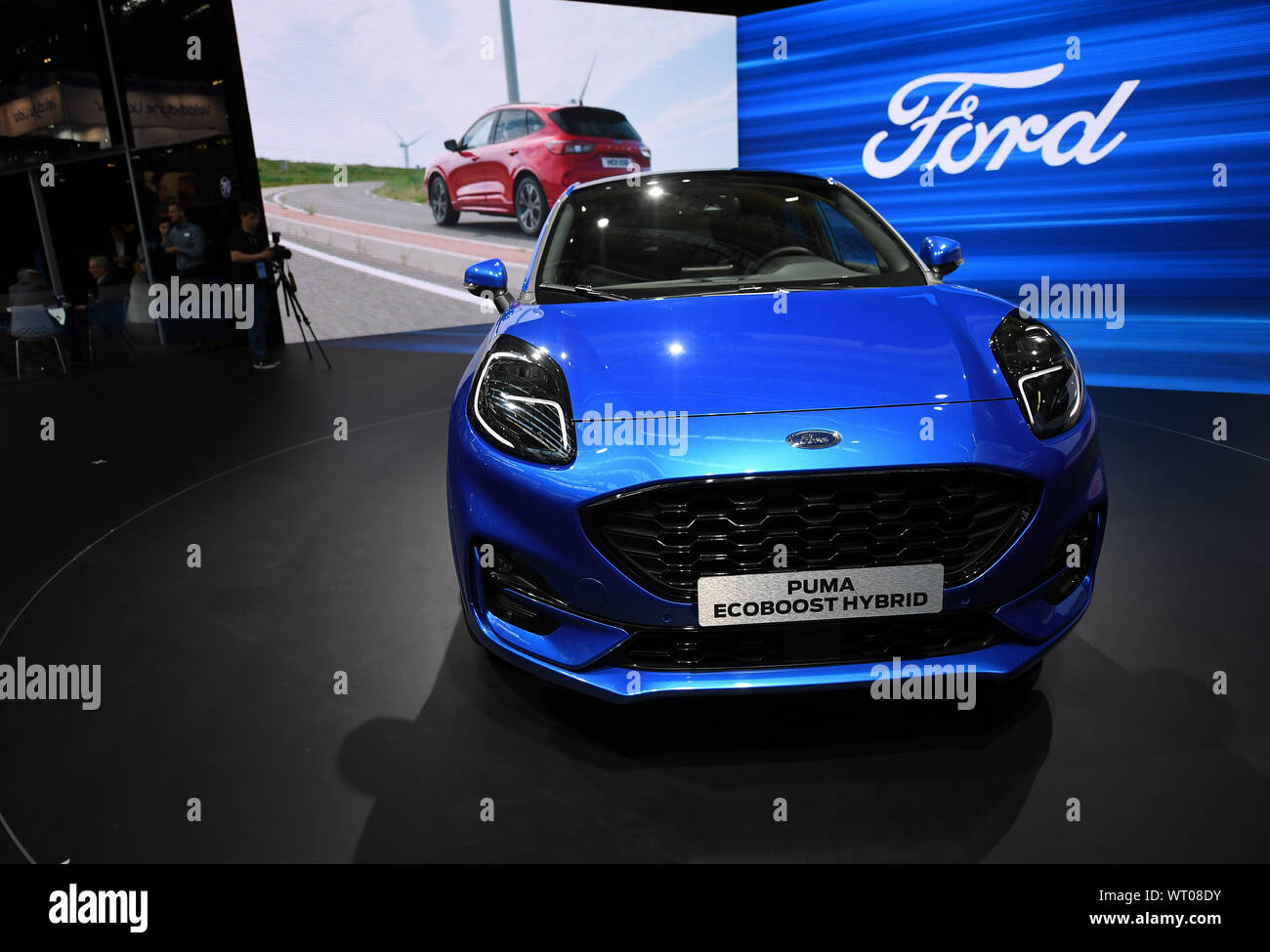 Francoforte, Germania. Decimo Sep, 2019. Un Ecoboost Ford Puma automobile ibrida è sul display durante la prima giornata della stampa della Germania International Motor Show (IAA) 2019 a Francoforte, in Germania, il 7 settembre 10, 2019. Circa 800 espositori provenienti da 30 paesi e regioni registrate per la IAA 2019, che sarà ufficialmente aperto giovedì e dura fino a settembre 22. Credito: Lu Yang/Xinhua/Alamy Live News Foto Stock