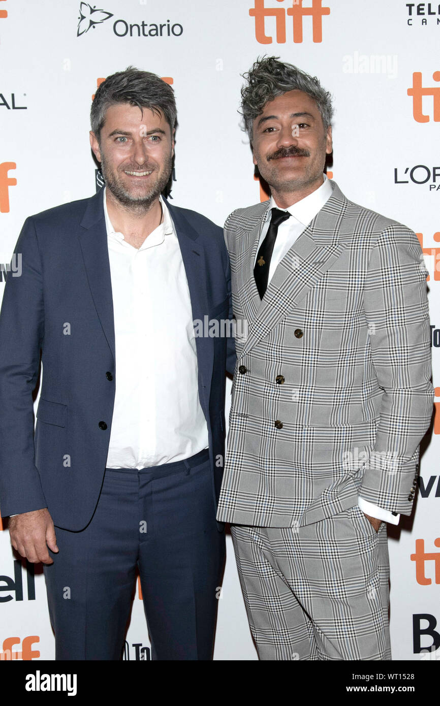 Carthew Neal e Taika Waititi frequentando il "Jojo Coniglio' premiere durante la quarantaquattresima Toronto International Film Festival presso la principessa di Galles teatro il 8 settembre 2019 a Toronto in Canada. Foto Stock