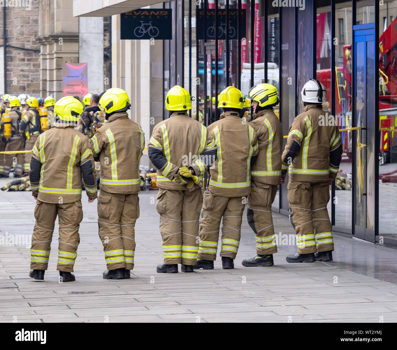 Edinburgh, Regno Unito. 10 settembre 2019. Fuoco a Fountainbridge, Edimburgo, Scozia, Regno Unito. Foto Stock