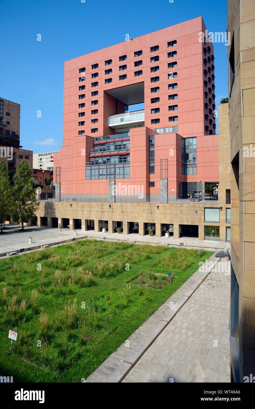 L'Italia, Lombardia, Milano, quartiere Bicocca, membro Università Bicocca dall architetto Gregotti & Associates Foto Stock