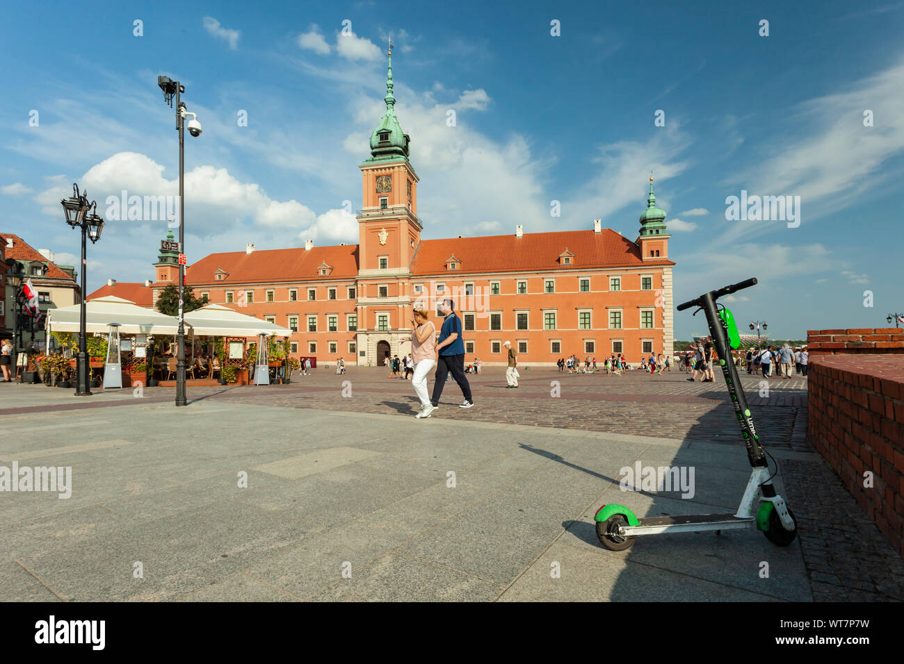 Pomeriggio estivo presso il Royal piazza del Castello di Varsavia città vecchia, Polonia. Foto Stock