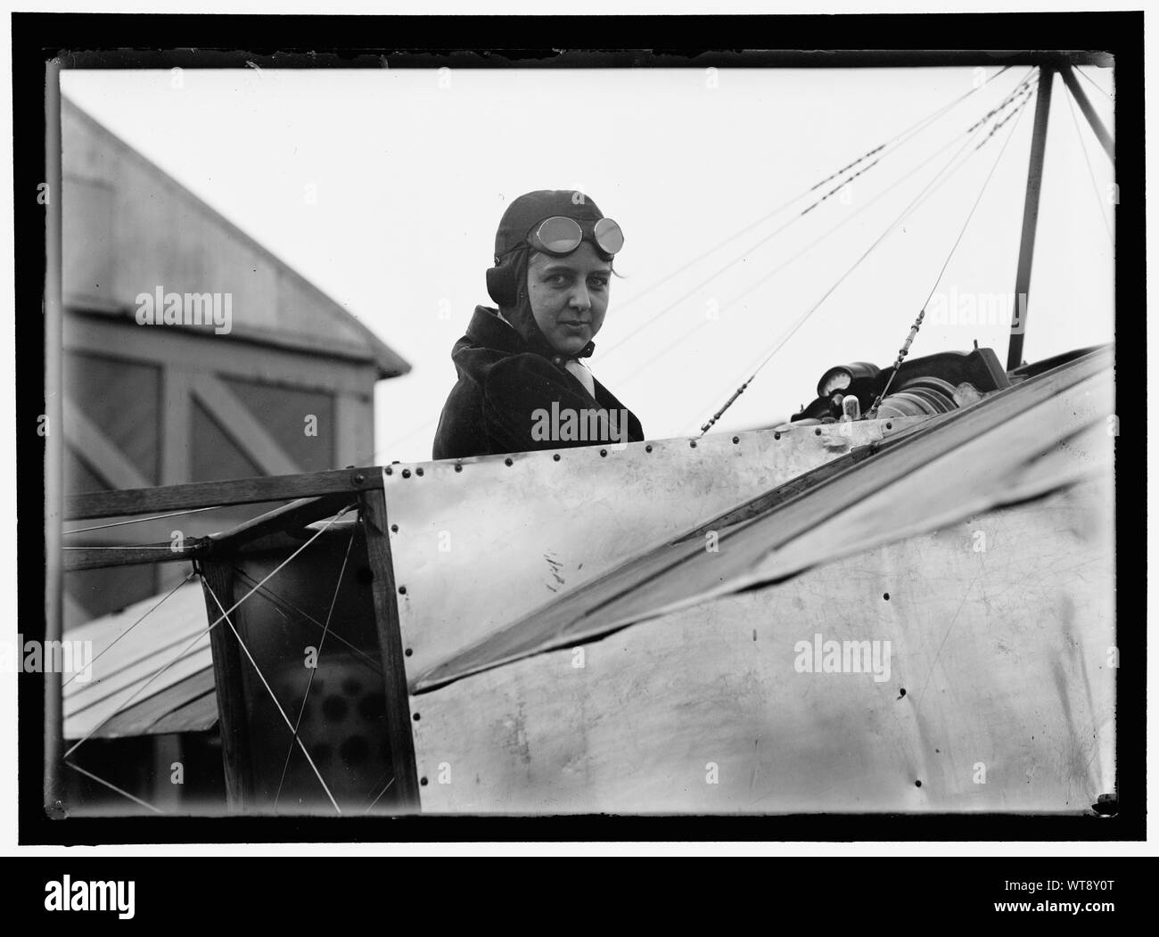MILLER, BERNETTA MISS. MOISSANT aviatrice. IN BLERIOT PIANO Foto Stock