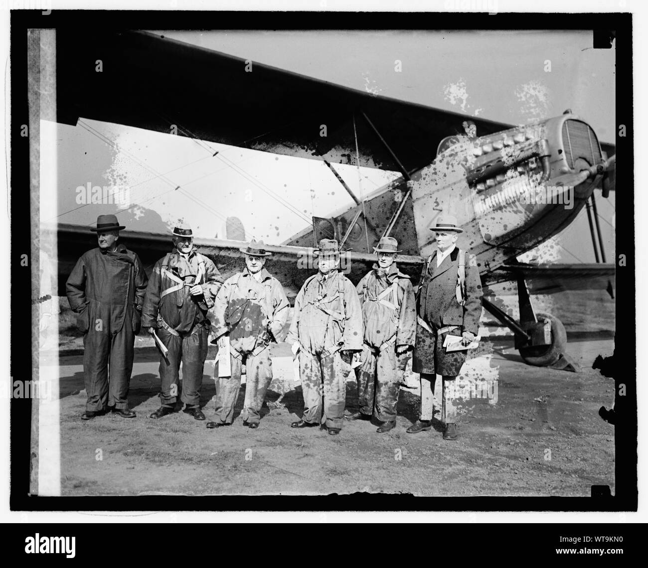 Membri della speciale scheda di aviazione in partenza per le gare di aria, [10/8/25] Foto Stock