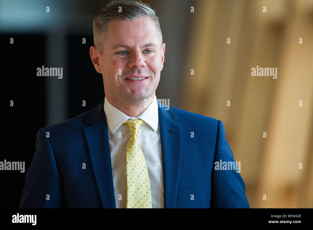 Edinburgh, Regno Unito. Il 5 settembre 2019. Nella foto: Derek Mackay MSP - segretario delle finanze. Scene da Holyrood prima di Primi Ministri questioni ritorna alla camera dopo la pausa estiva. Colin Fisher/CDFIMAGES.COM Foto Stock