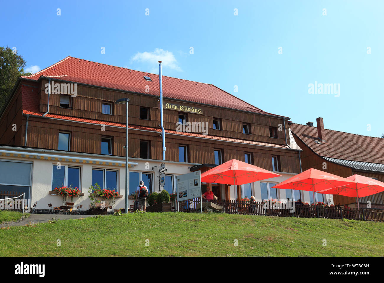 Zum Elisäus Haus am Kloster Kreuzberg, ein Kloster der Franziskaner-Observanten nahe der Stadt Bischofsheim an der Rhön, Landkreis Rhön-Grabfeld, unte Foto Stock