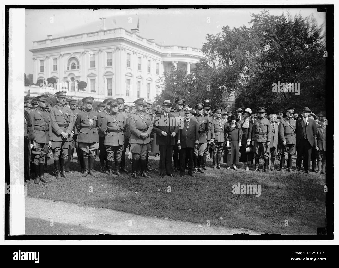 Ordine militare della Prima Guerra Mondiale, [alla Casa Bianca di Washington, D.C.], 10/4/23 Foto Stock