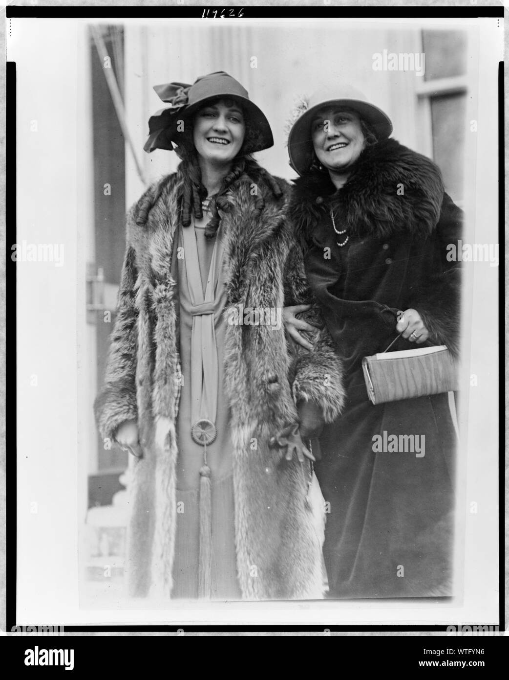 Miss Ruth Malcomson di Phila., la Miss America del 1924, e la sua madre, la signora Augusta Malcomson, al White House visita President Coolidge Foto Stock
