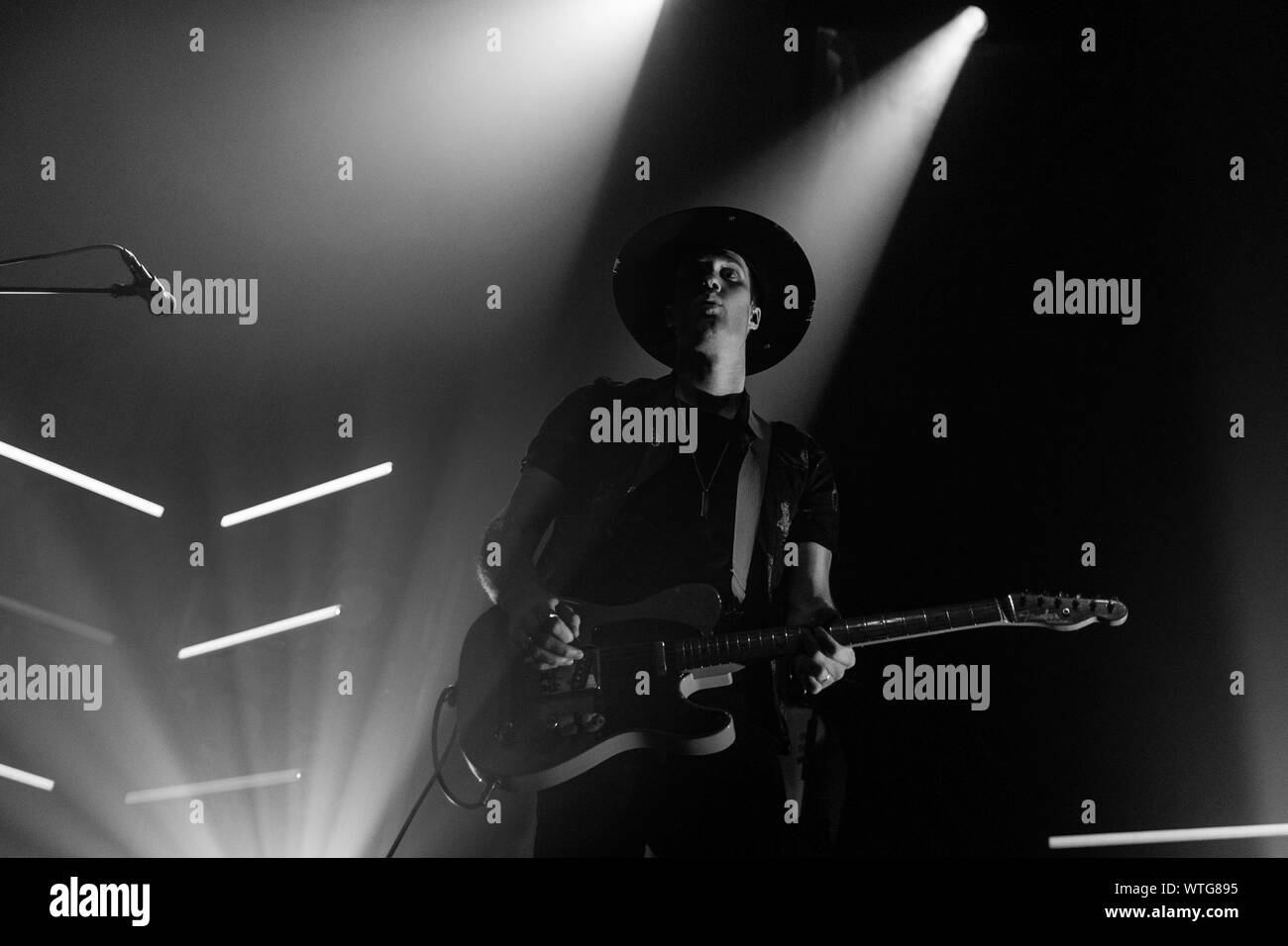 Agosto 27, 2019, Madison, Wisconsin, U.S: TOM HOWIE di Bob Moses al Sylvee a Madison, Wisconsin (credito Immagine: © Daniel DeSlover/ZUMA filo) Foto Stock